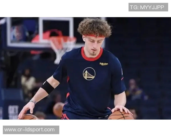 穆迪称赞霍福德在场上存在感强烈影响力贯穿其职业生涯 穆迪称赞霍福德在场上存在感强烈影响力贯穿其职业生涯