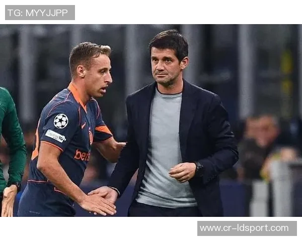 国米坚定支持路易斯恩里克冬窗不出售期待他扭转球队风评