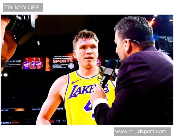 哈克斯三节狂砍27分7篮板湖人曾错失席菲诺的遗憾重现